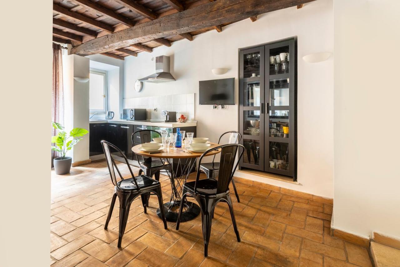 Deza Cozy Place In Monti Apartment Rome